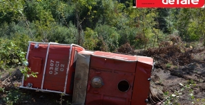 Capotamento de carro dos bombeiros provoca seis feridos